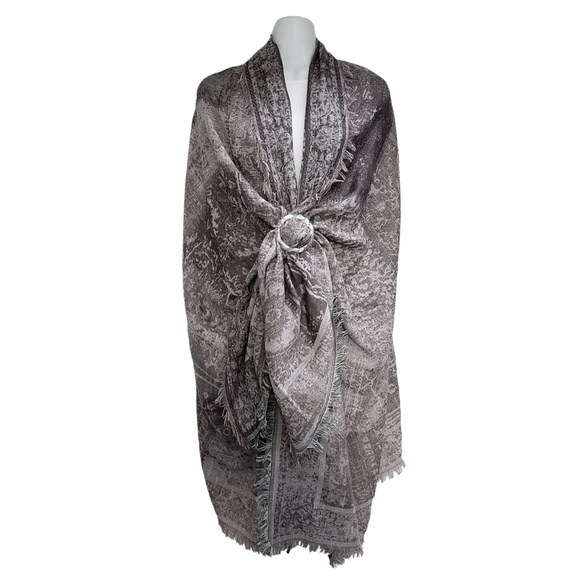 Jacquard Scarf/Wrap- Oversize - Picture 2 of 3